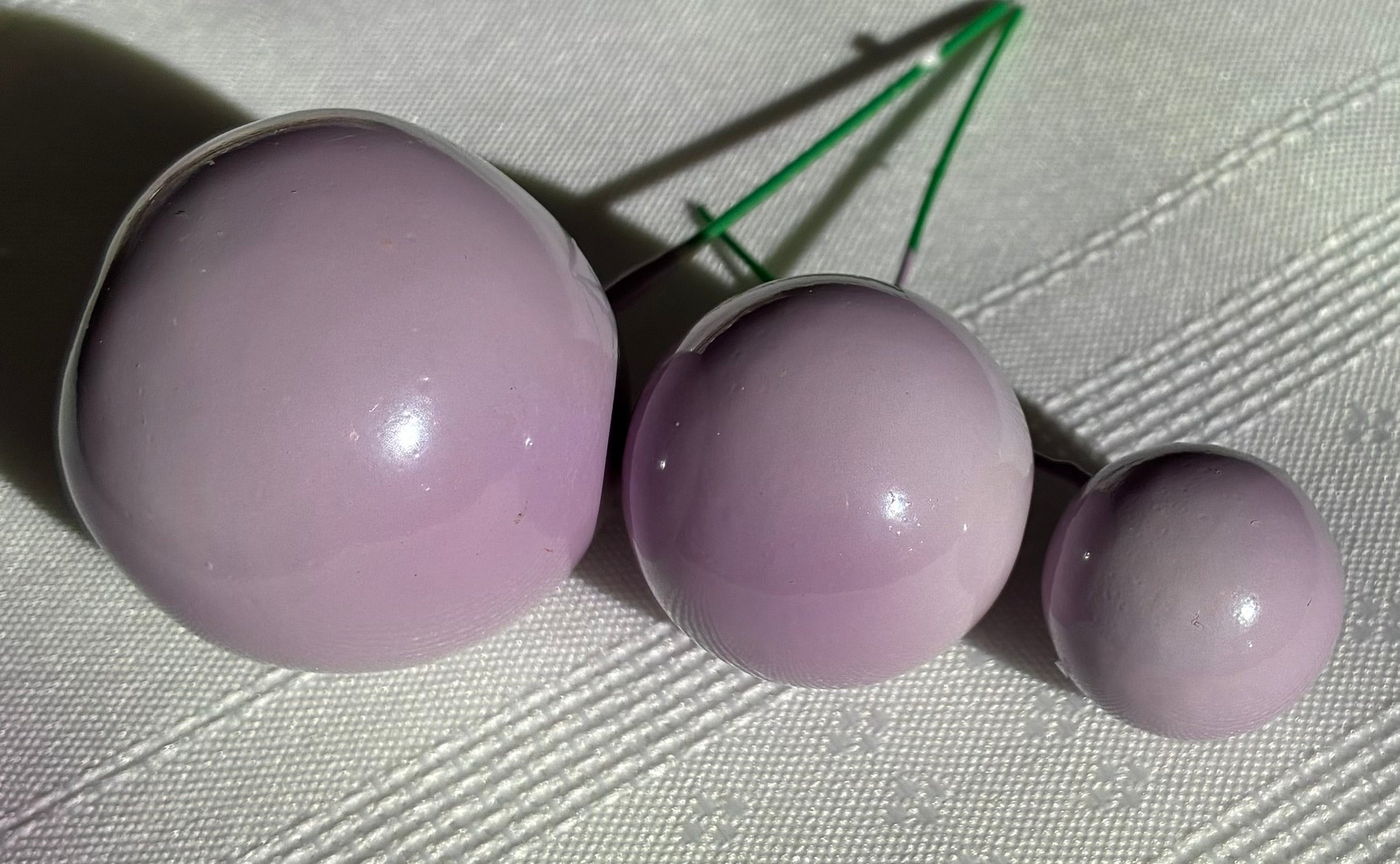 Pastel Purple Deco Balls Each