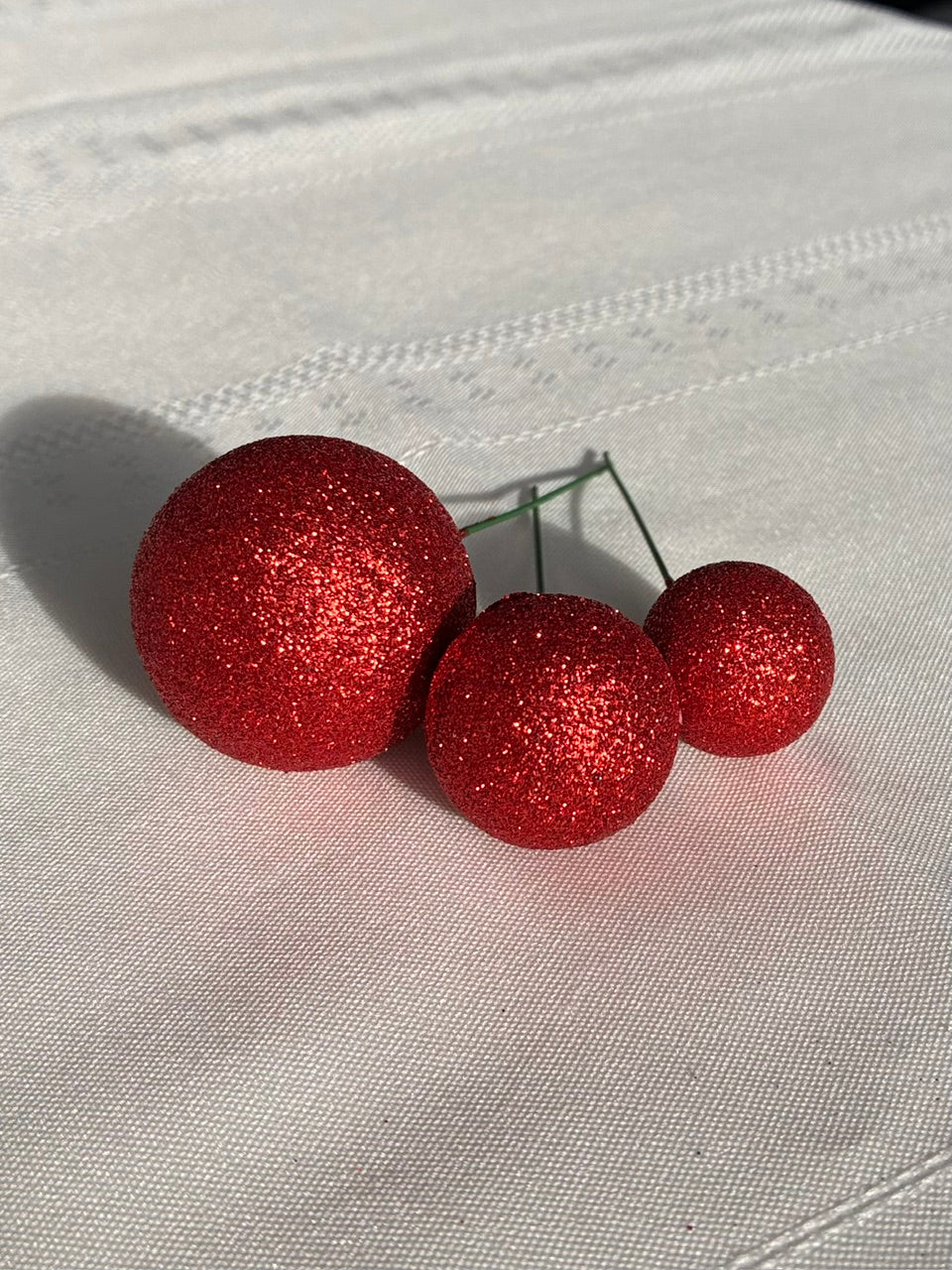 Red Glitter Deco Balls 3 Pack