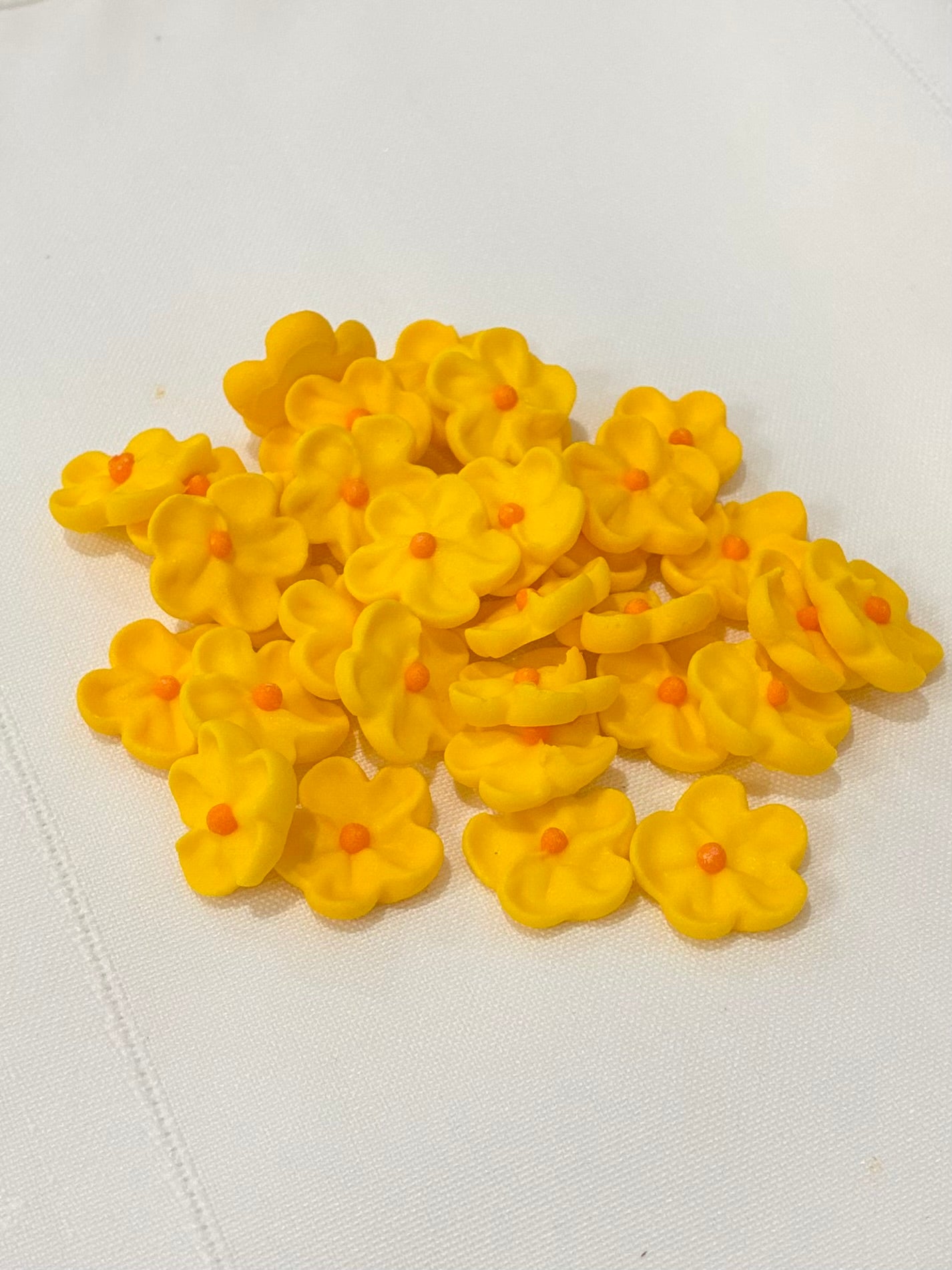 YELLOW SMALL 5 PETAL - EDIBLE FLOWER